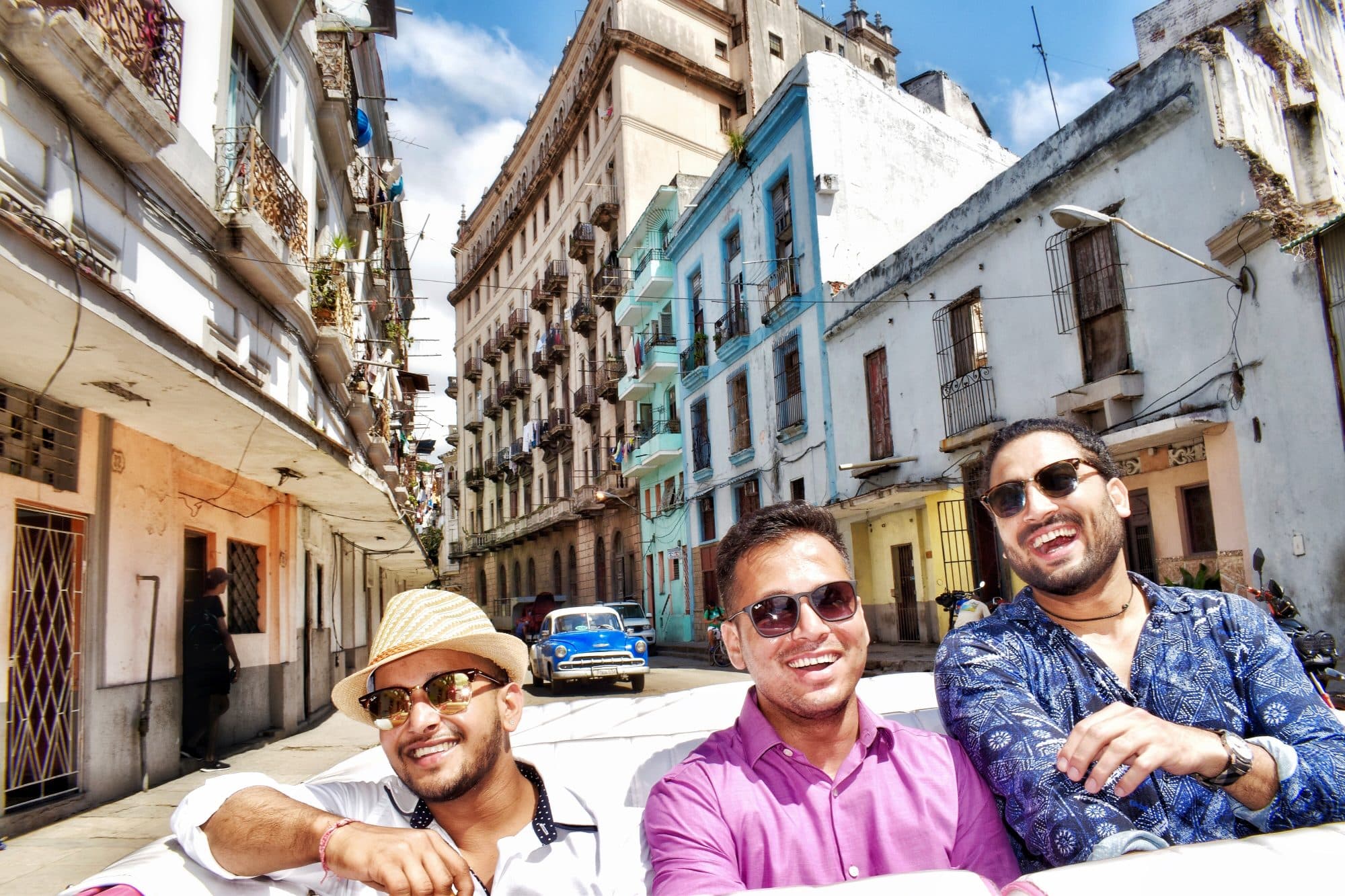 Old Havana streets, classic car tour