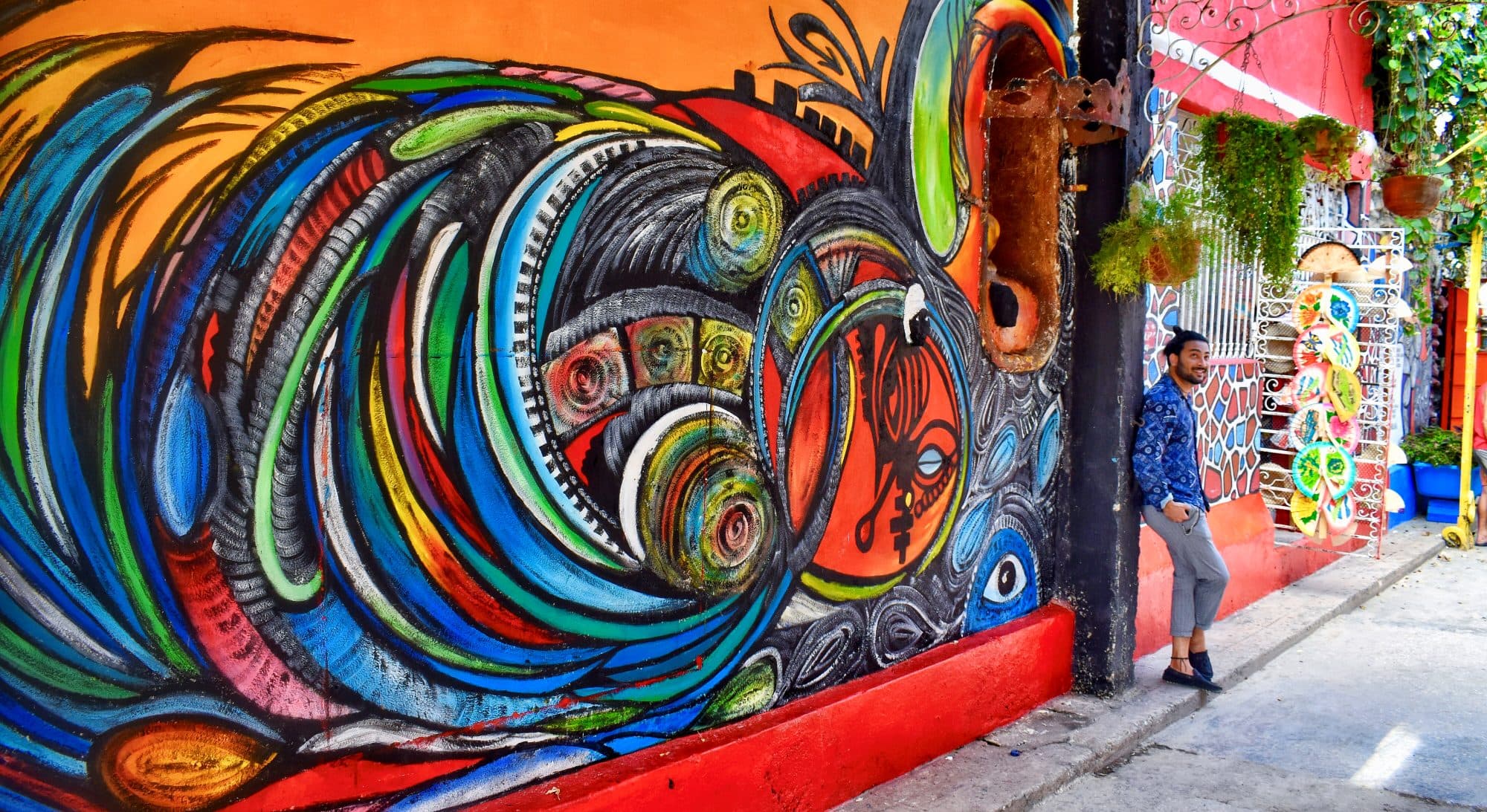 Callejón del Chorro or street art alley, Old Havana