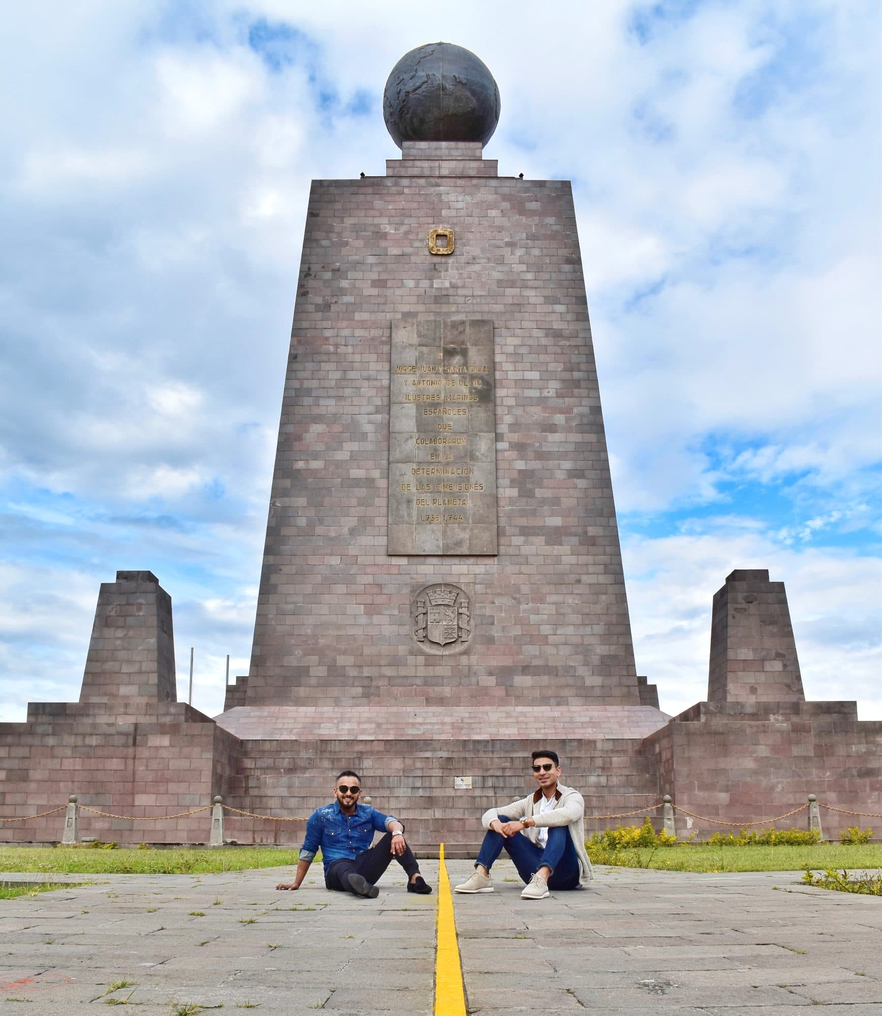 Mitad del Mundo, San Antonio de Pichincha