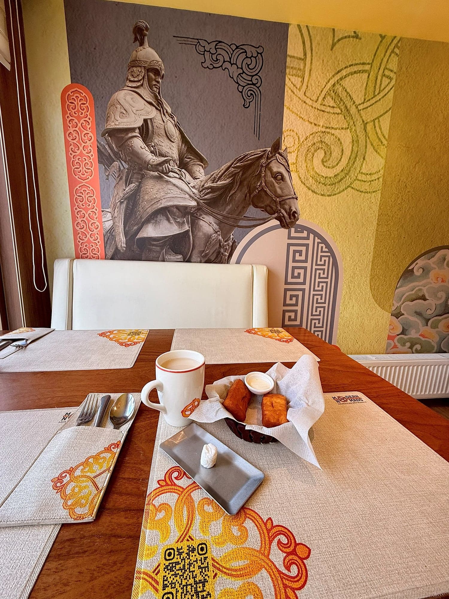 Breakfast at Modern Nomads