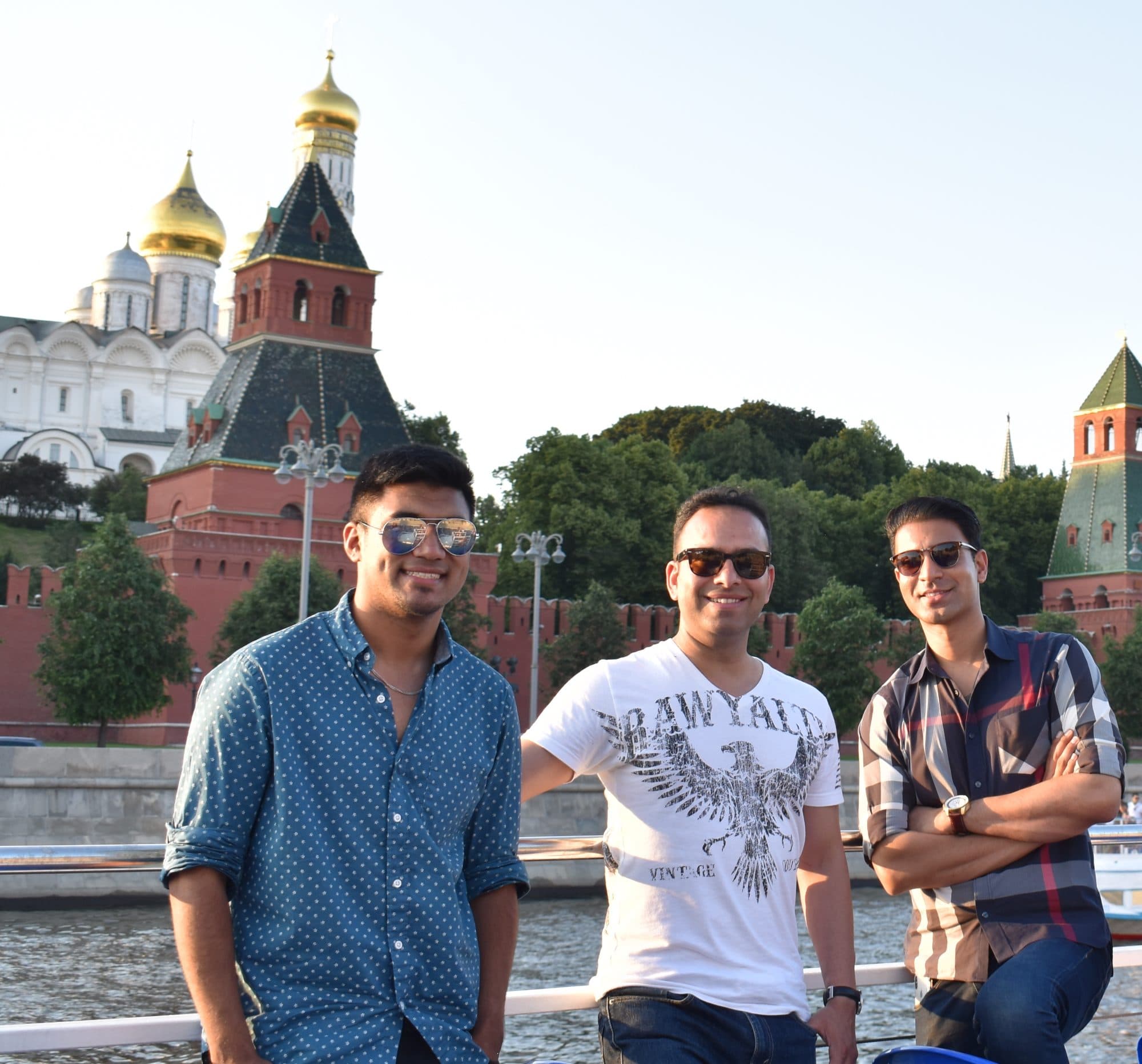 Moscow Kremlin, Moskva River embankment